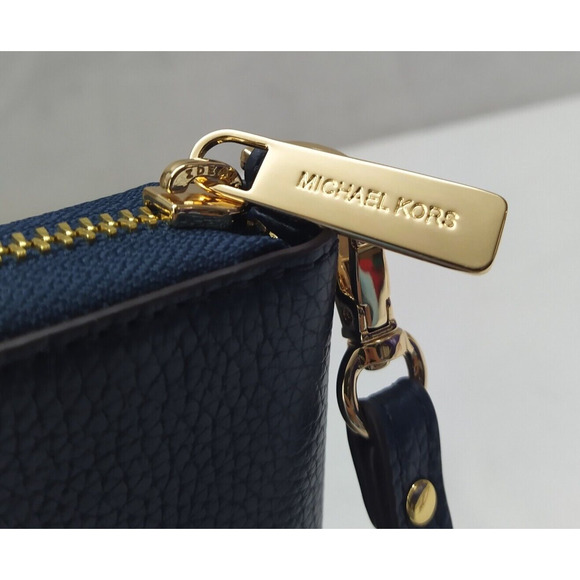 Michael Kors Jet Set Travel Navy Blue Leather Zip Around Phone Case Wallet - NWT - Picture 5 of 16